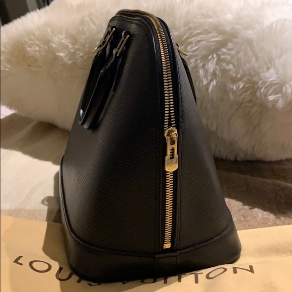 Vintage Louis Vuitton Alma Black Epi Handbag - Picture 3 of 14